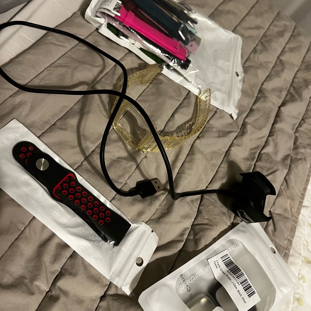 FITBIT LITE BUNDLE - Picture 5 of 7